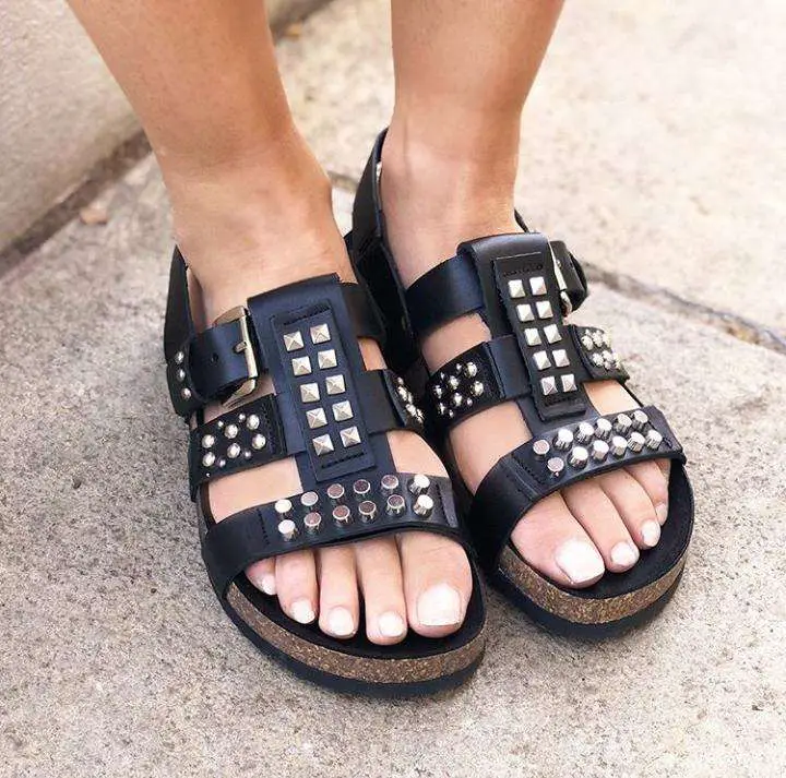 30 Best Summer Shoes That All Women Should Buy in 2019