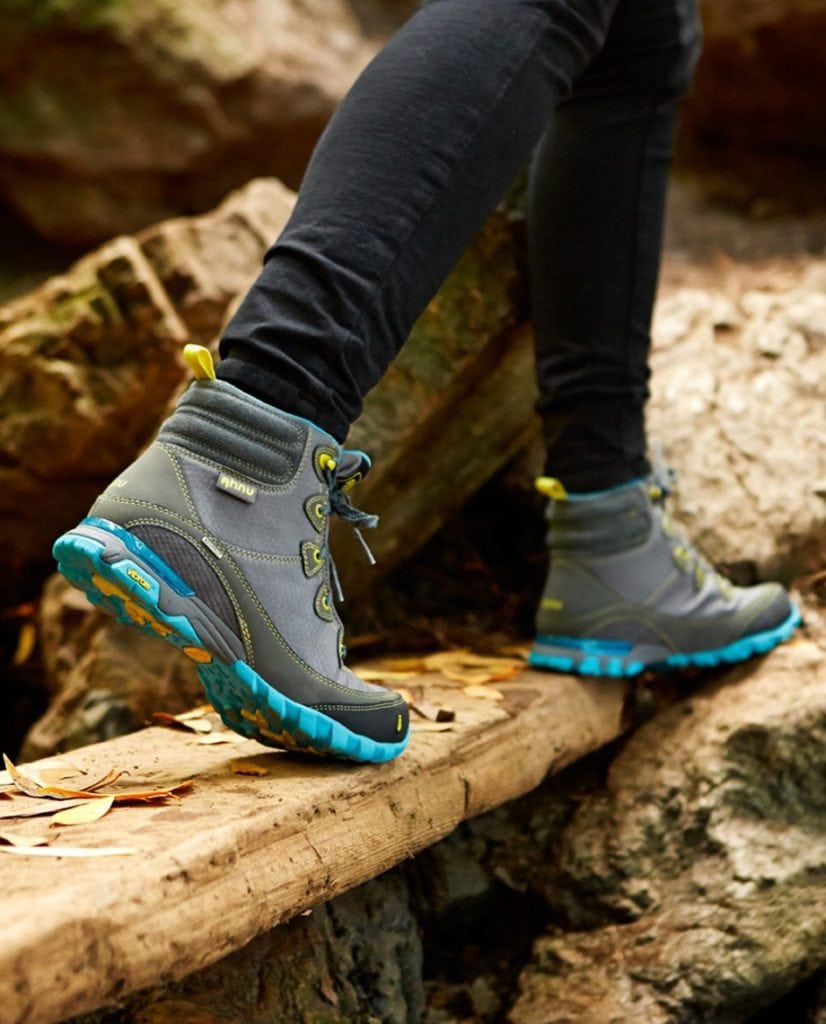 Best Hiking Boots For Women 2021: Waterproof and Lightweight