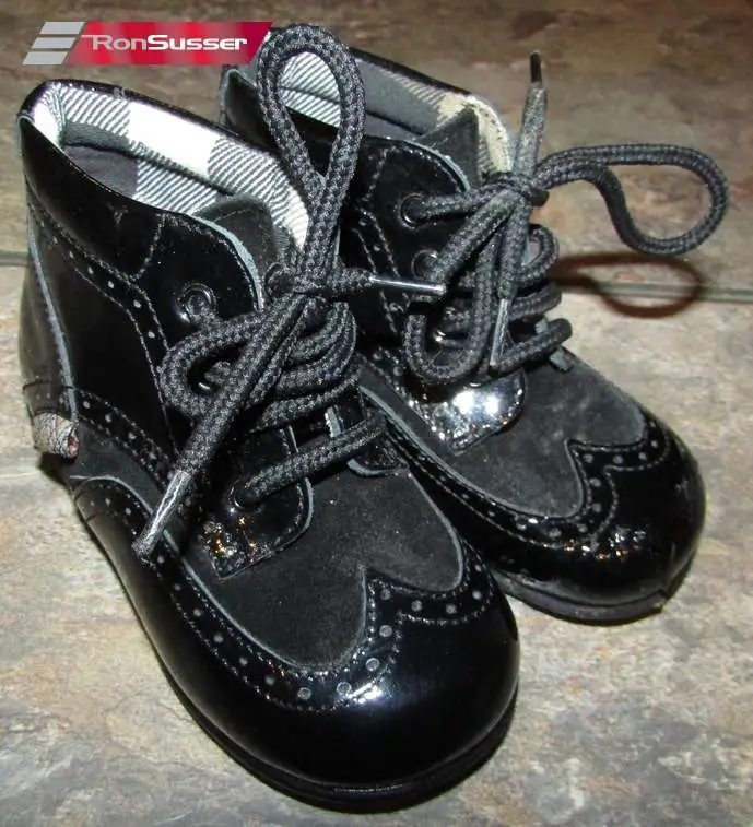 Burberry Black Infant Toddler Booties Boots Size EU 20 US ...