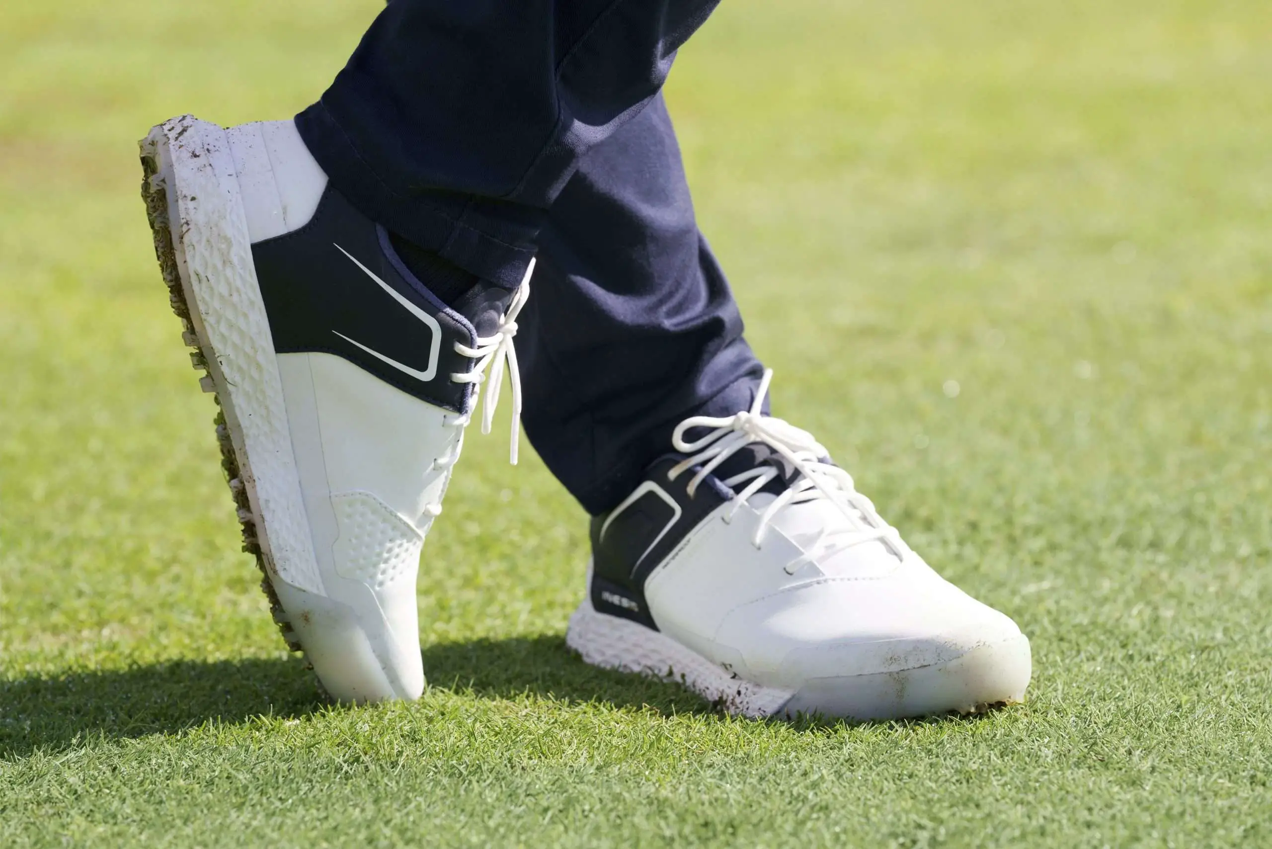 Choose The Best Golf Shoes For You