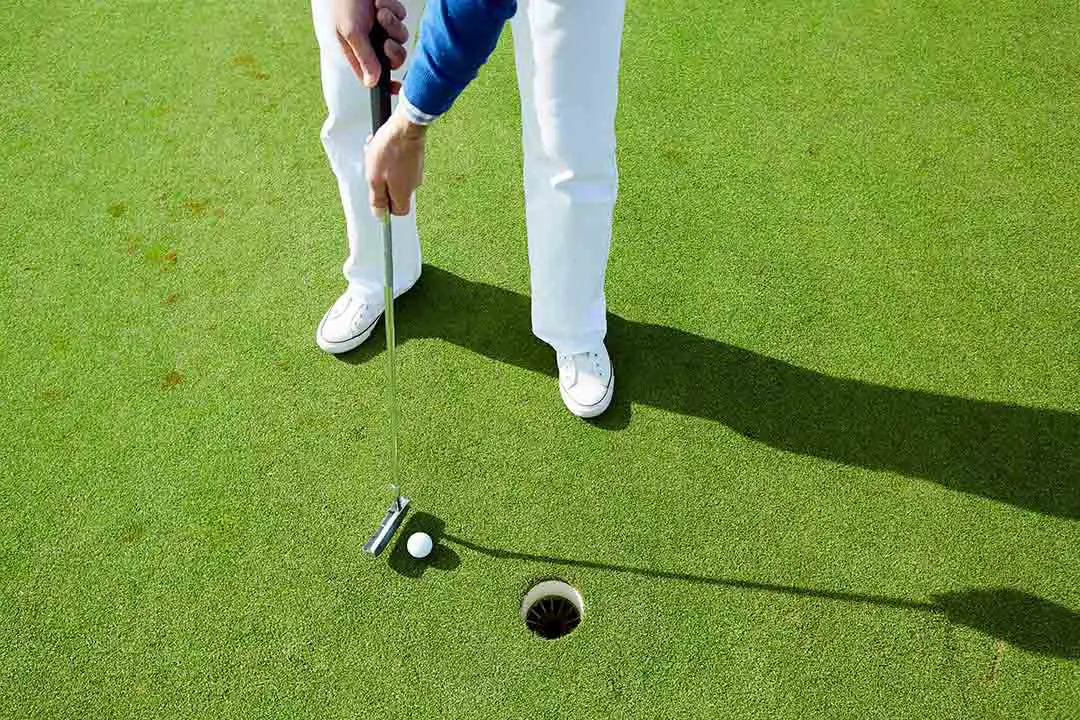 How to Clean White Golf Shoes Properly â¢ On The Golf Green