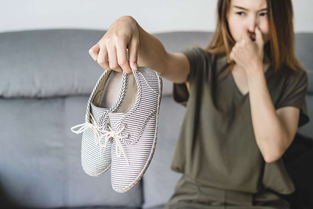 How to Make Shoes Not Stink â Footwear News
