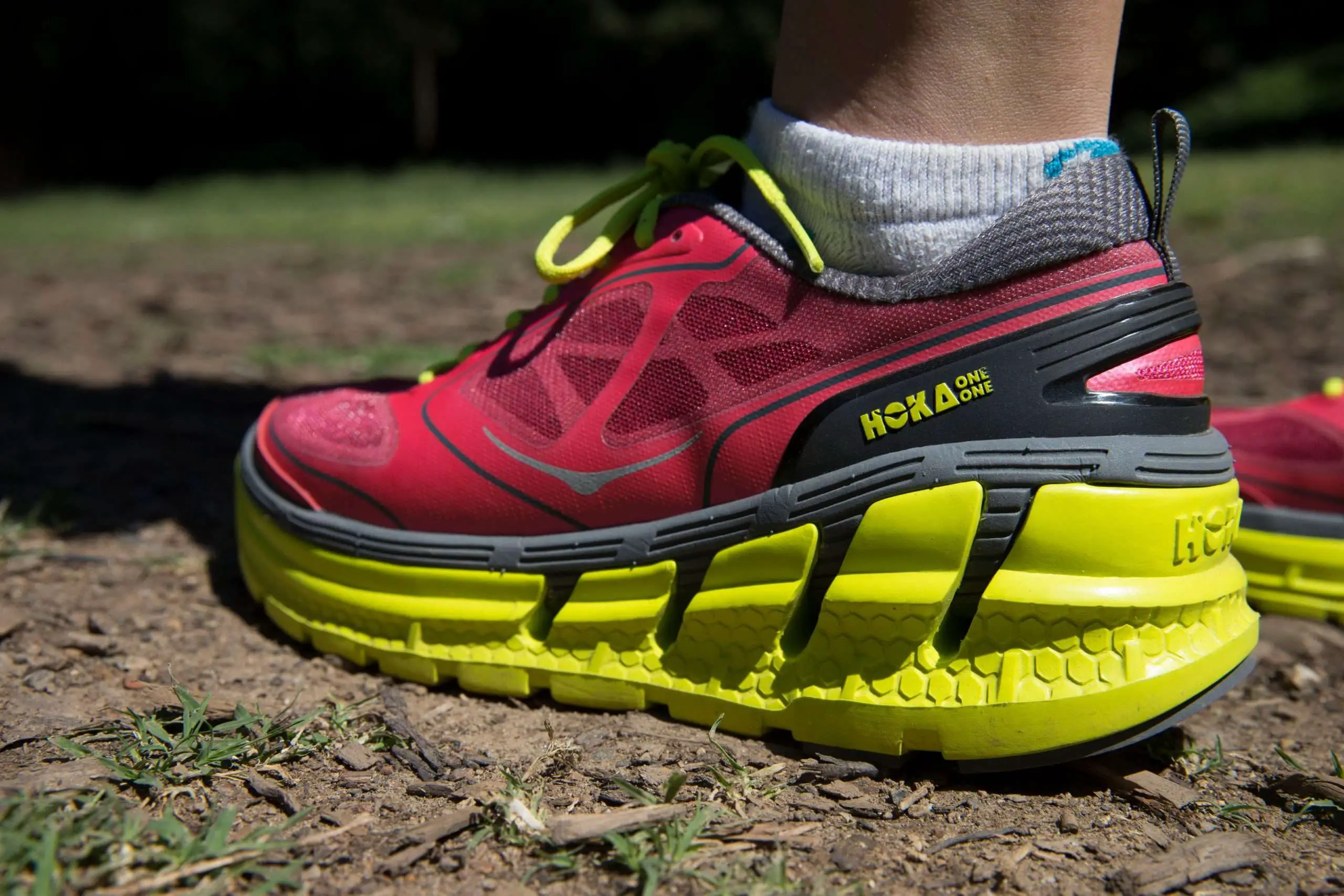 How to pick a better running shoe