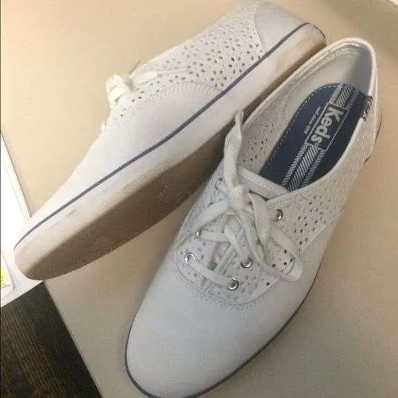 KEDS Size 10. Worn once