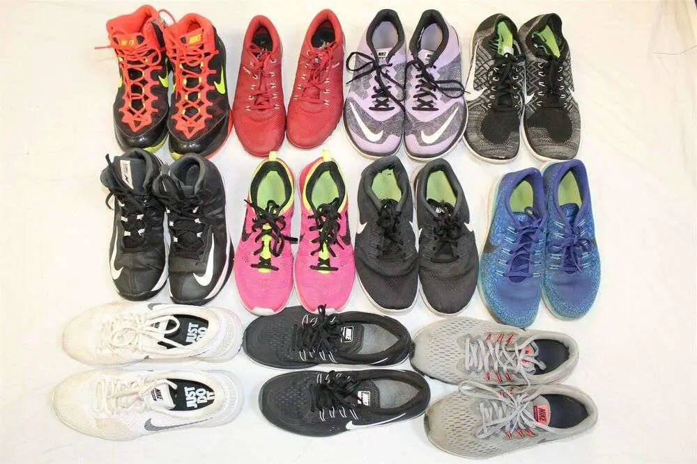 NIKE Lot Wholesale Used Shoes Rehab Resale Eleven Pairs ...