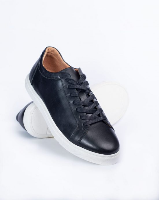 Selected Hommes Black Leather Sneakers With White sole